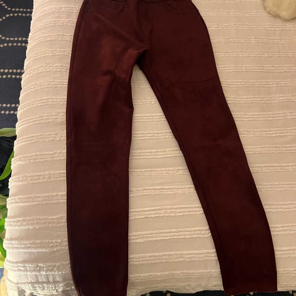 Women's Burgundy Pants